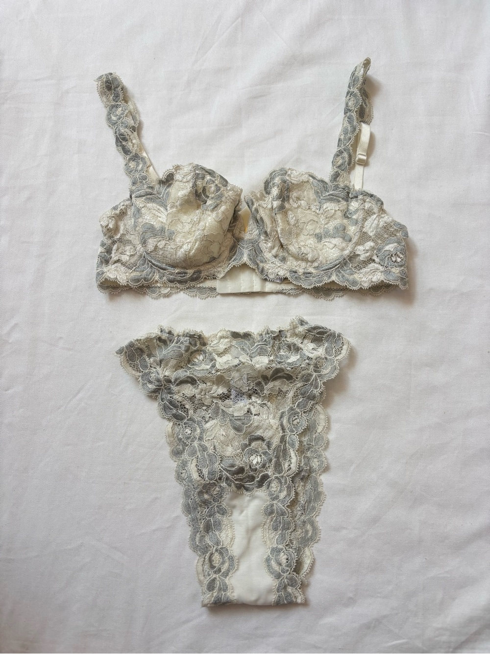 Vintage La Perla Cream and Gray Lace Bra & Lace Thong Lingerie Set